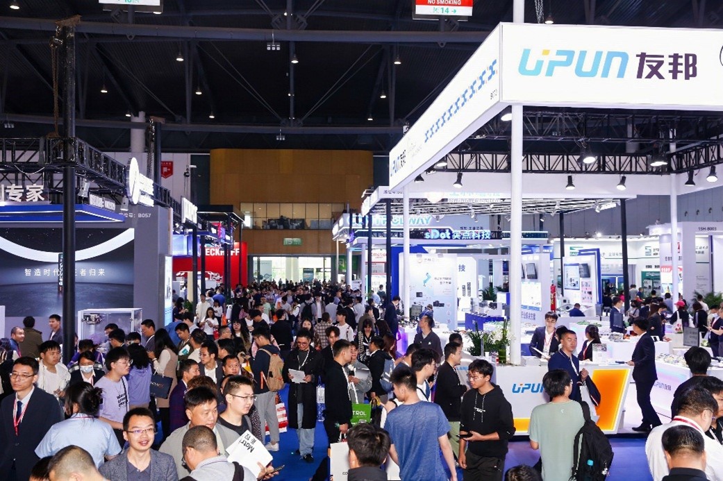 國際品牌融合當地特色